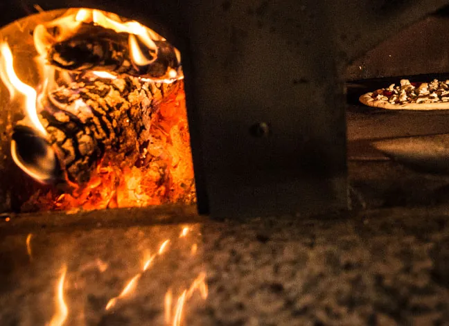 Horno de leña del local Porco Dio